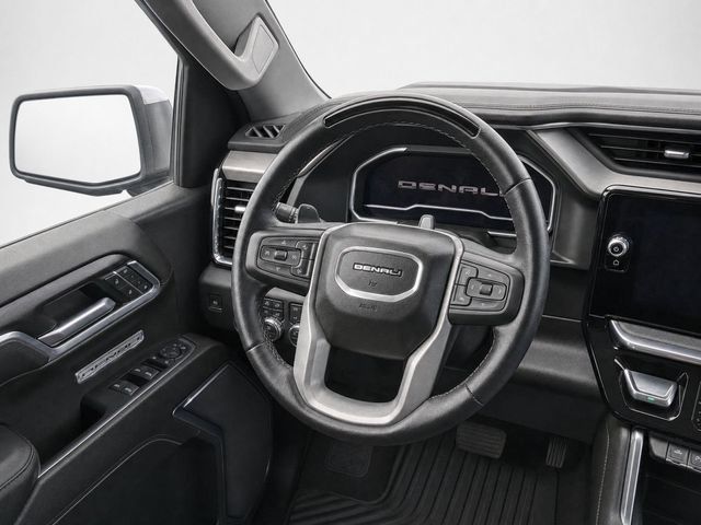 Used 2025 GMC Sierra 1500 Denali AWD/4WD image 25