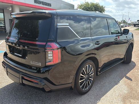 Used 2025 Nissan Armada Platinum Reserve AWD/4WD image 3