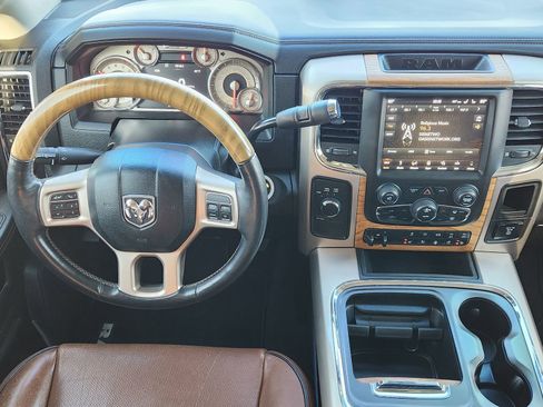 Used 2018 RAM 3500 Laramie Longhorn image 31