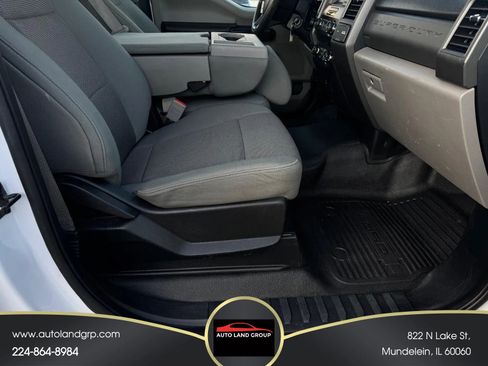 Used 2019 Ford F250 XL w/ XL Value Package image 9