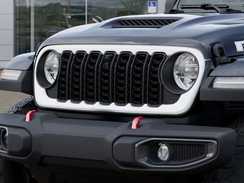 New 2026 Jeep Wrangler Unlimited Rubicon w/ Whitecap Package AWD/4WD image 11