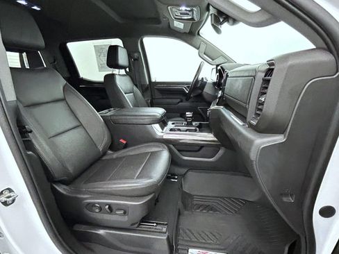 Used 2023 Chevrolet Silverado 1500 LTZ AWD/4WD image 15
