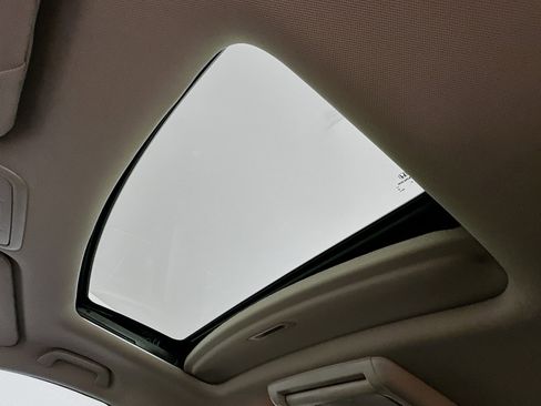 Used 2014 Honda Odyssey Touring image 25