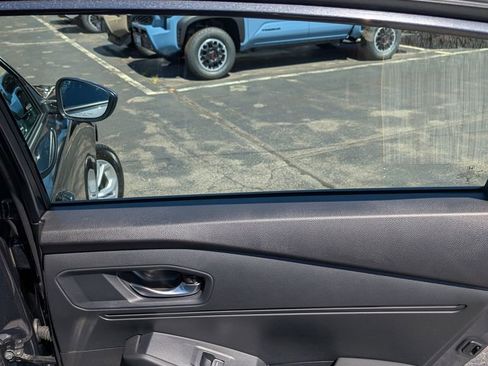 Used 2025 Honda Accord LX image 18