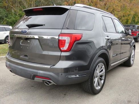 Used 2019 Ford Explorer Limited w/ Class III Trailer Tow Package image 4