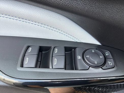 New 2026 Chevrolet Trax LT w/ LT Convenience Package FWD image 21