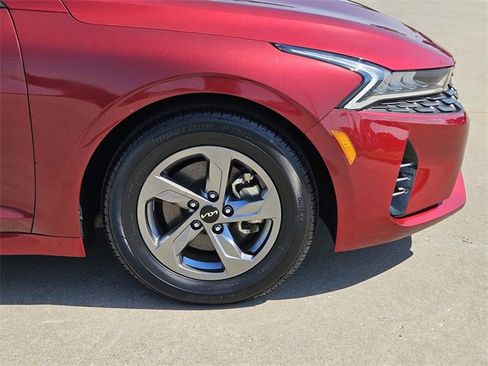 Used 2022 Kia K5 LXS image 6