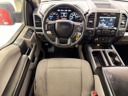 Used 2015 Ford F150 XLT w/ Equipment Group 302A Luxury AWD/4WD image 25