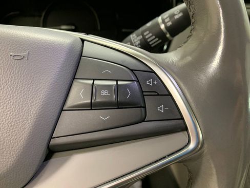 Used 2018 Cadillac XT5 Luxury w/ Driver Awareness Package image 13