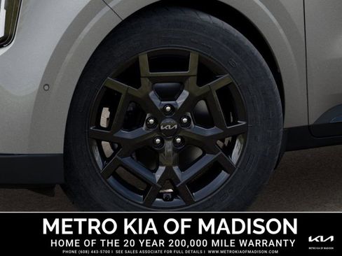 New 2026 Kia Carnival SX Prestige image 9