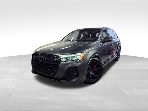 Used 2025 Audi SQ7 Prestige w/ Prestige Package AWD/4WD image 3