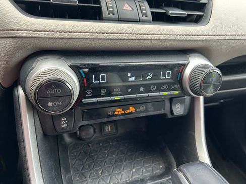 Certified 2023 Toyota RAV4 XLE Premium AWD/4WD image 26