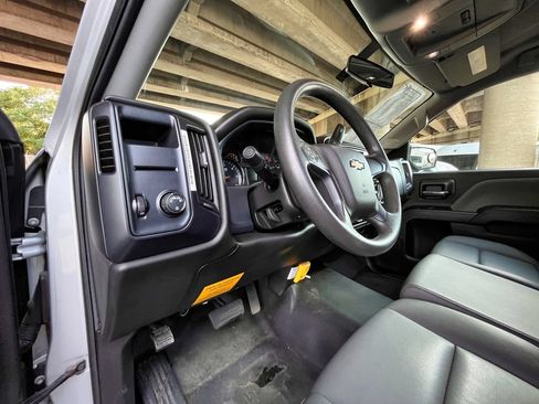 Used 2018 Chevrolet Silverado 1500 W/T w/ WT Fleet Convenience Package RWD image 17
