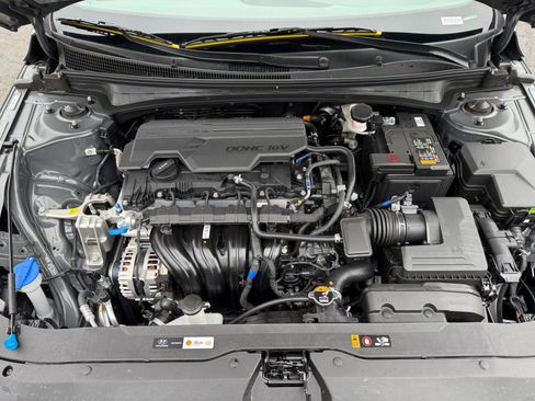 New 2025 Hyundai Elantra Sport image 20