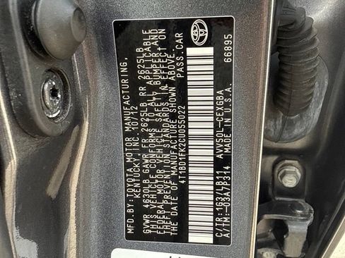 Used 2012 Toyota Camry XLE w/ Leather Pkg FWD image 25