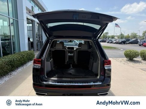 Used 2024 Volkswagen Atlas SEL AWD/4WD image 9