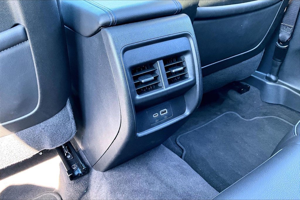 Used 2024 Cadillac XT4 Sport FWD image 24
