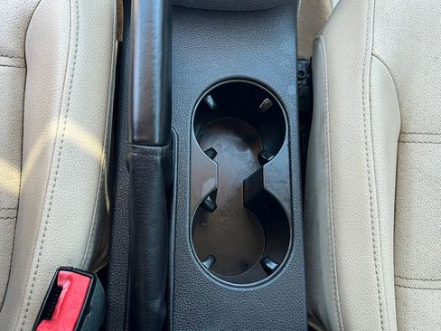 Used 2012 Volkswagen Jetta TDI w/ TDI Appearance Pkg image 18