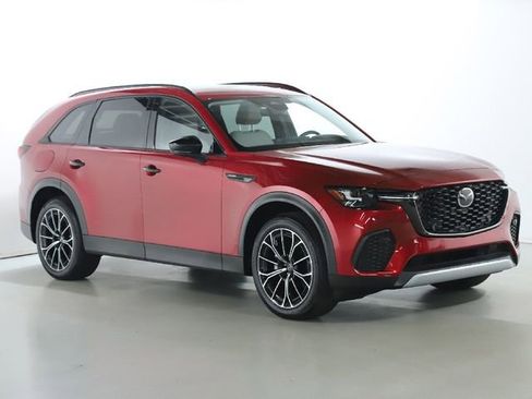 Certified 2025 MAZDA CX-70 Plug-In Hybrid w/ Premium Pkg image 4