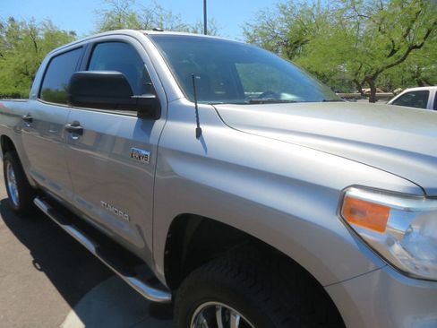 Used 2016 Toyota Tundra SR5 w/ TRD Off Road Package image 9