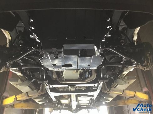 Used 2017 Chevrolet Silverado 1500 High Country image 17