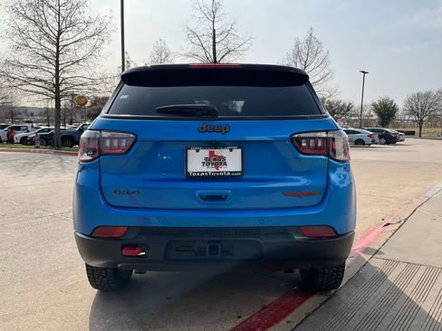 Used 2025 Jeep Compass Trailhawk w/ Trailer Tow Group image 7