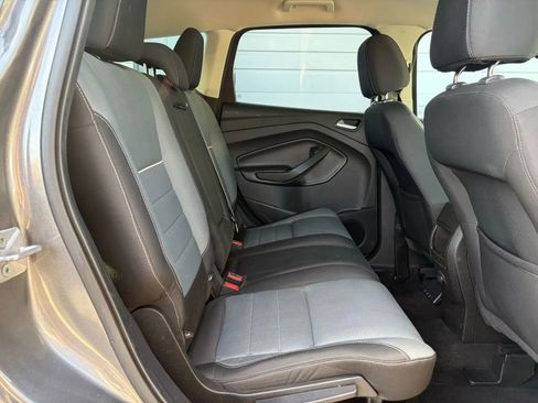 Used 2014 Ford Escape SE image 19
