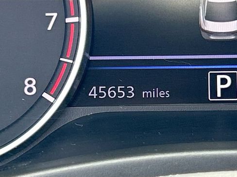 Used 2025 Nissan Sentra SV w/ All-Weather Package FWD image 9