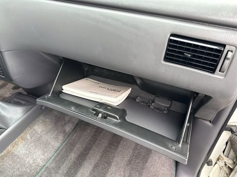 Used 1995 Toyota T100 SR5 image 25