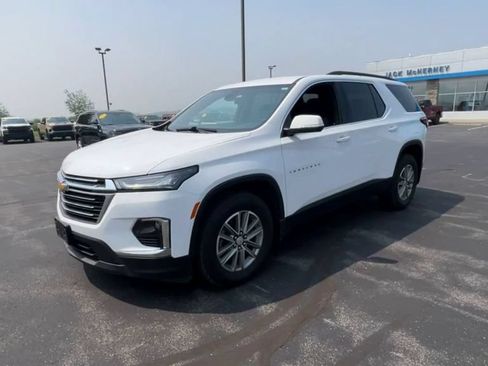 Used 2023 Chevrolet Traverse LT AWD/4WD image 4