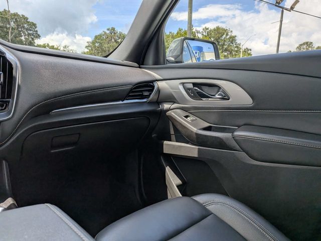 Used 2023 Chevrolet Traverse LT w/ LPO, Floor Liner Package FWD image 15