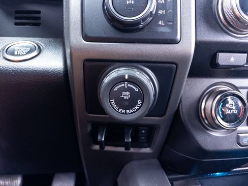 Used 2017 Ford F150 Raptor w/ Equipment Group 802A Luxury AWD/4WD image 27