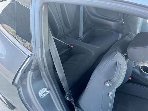 Used 2021 Ford Mustang Coupe image 25