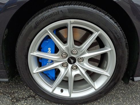 Used 2024 Ford Mustang GT Premium image 8