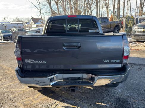 Used 2011 Toyota Tacoma 4x4 Double Cab image 6