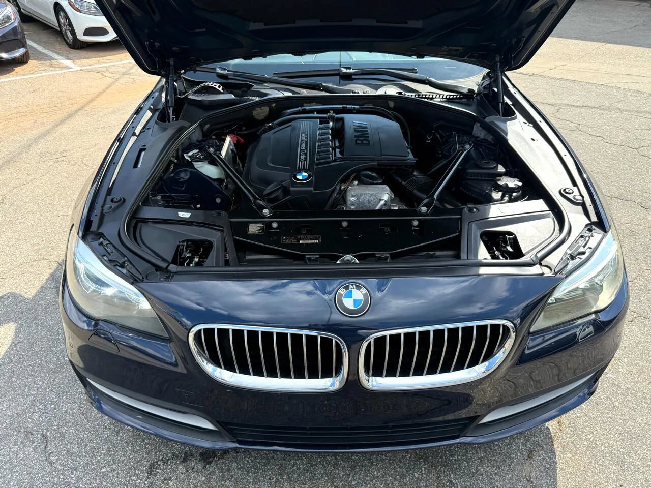 Used 2014 BMW 535i xDrive Sedan AWD/4WD image 45