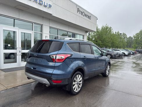 Used 2018 Ford Escape Titanium FWD image 3