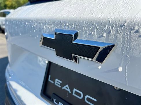 Used 2024 Chevrolet Trax LT w/ Driver Confidence Package image 29