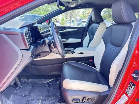 Used 2023 Lexus NX 250 FWD w/ Towing Package (2000 Lbs) image 13