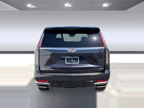 Certified 2024 Cadillac Escalade Premium Luxury AWD/4WD image 9