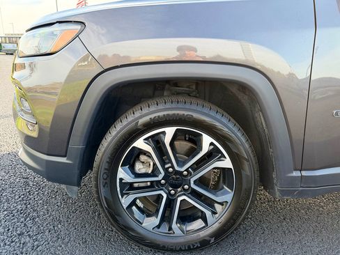 Used 2024 Jeep Compass Limited image 6