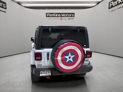 New 2026 Jeep Wrangler Unlimited Sport w/ Dual Top Group