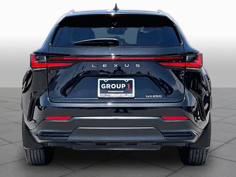 Used 2024 Lexus NX 250 FWD image 5