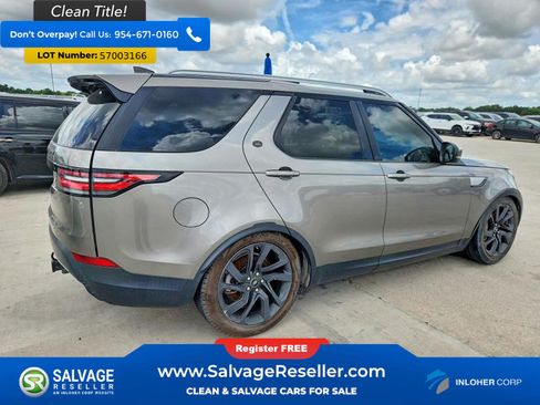 Used 2018 Land Rover Discovery HSE AWD/4WD image 4