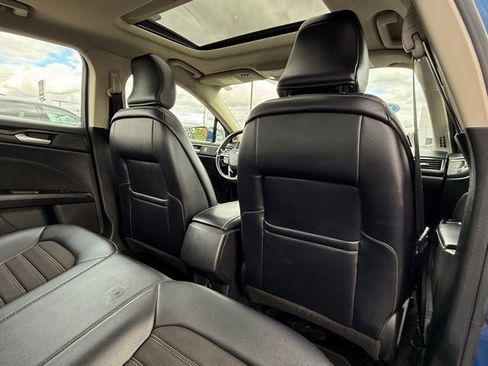 Used 2018 Ford Fusion SE w/ Equipment Group 201A image 20