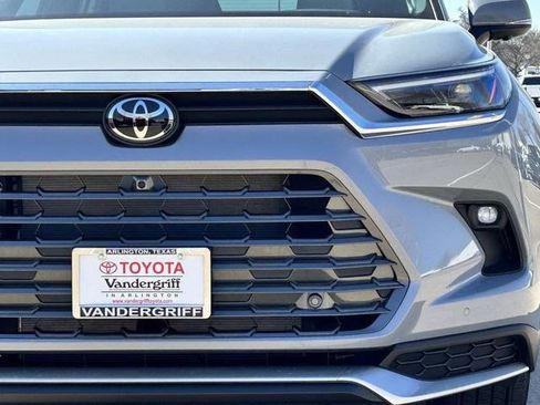 New 2026 Toyota Grand Highlander AWD Hybrid image 10