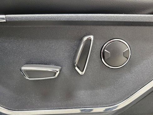 Used 2021 Ford F150 Lariat w/ Equipment Group 502A High image 21