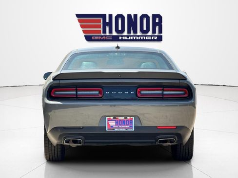 Used 2018 Dodge Challenger GT w/ Driver Convenience Group AWD/4WD image 5