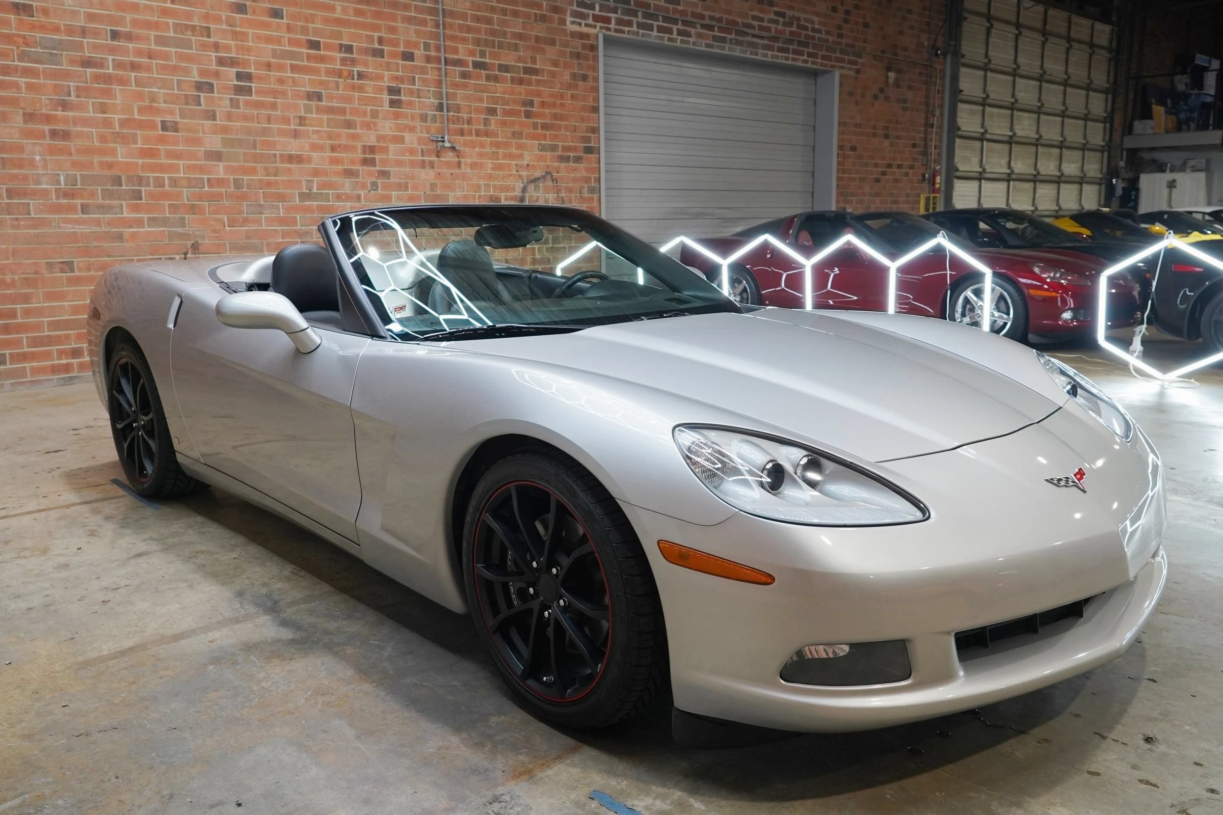 Used 2006 Chevrolet Corvette Coupe w/ Preferred Equipment Group RWD image 33