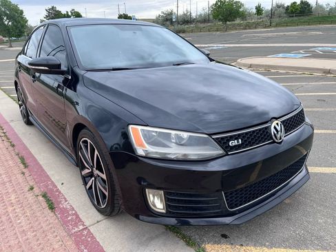 Used 2012 Volkswagen Jetta GLI Autobahn FWD image 3